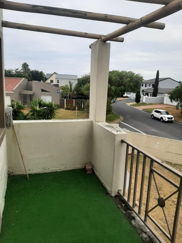To Let 2 Bedroom Property for Rent in Parklands Western Cape